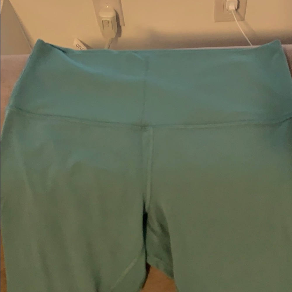 align leggings